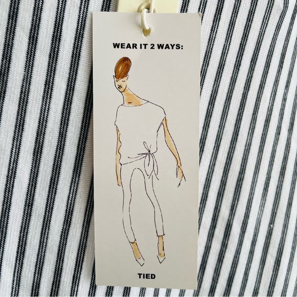 Max Studio Tie-Front Short Sleeve Top/Tunic - Picture 11 of 13